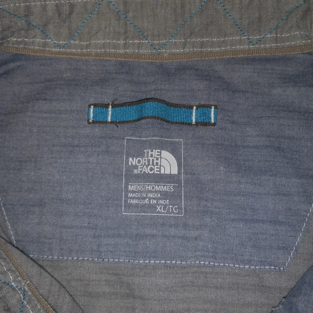 The North Face Shirt Men Large Slate Long Sleeve Button Up Outdoor Hiking Travel